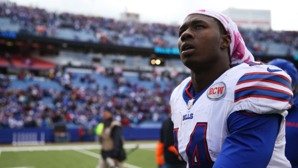 Bills rookie celebrates first NFL touchdown with lightsaber battle