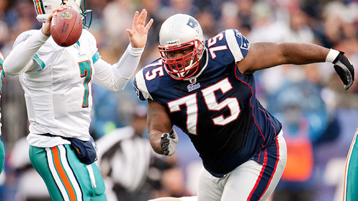 New England Patriots DT Vince Wilfork could miss out on $1.25 million if he  sits vs. Bills - Sports Illustrated