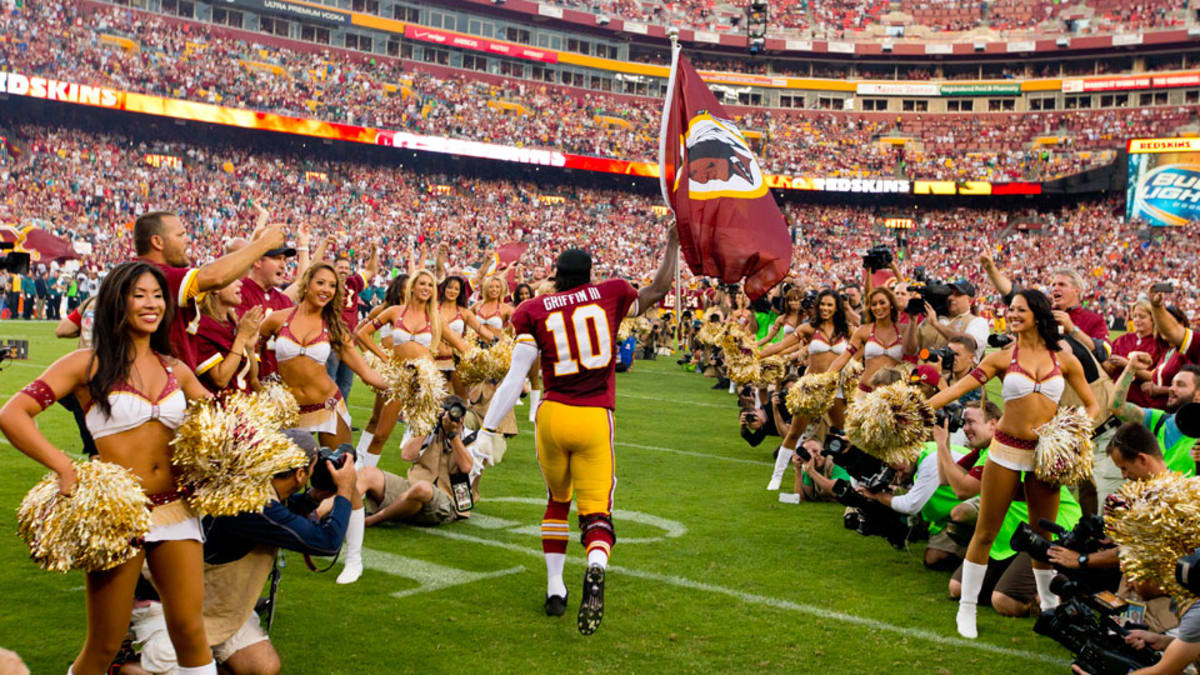 Redskins' vs. 'Seminoles': A Lesson From Florida State on the Use of Native  Imagery in College Sports - The Atlantic