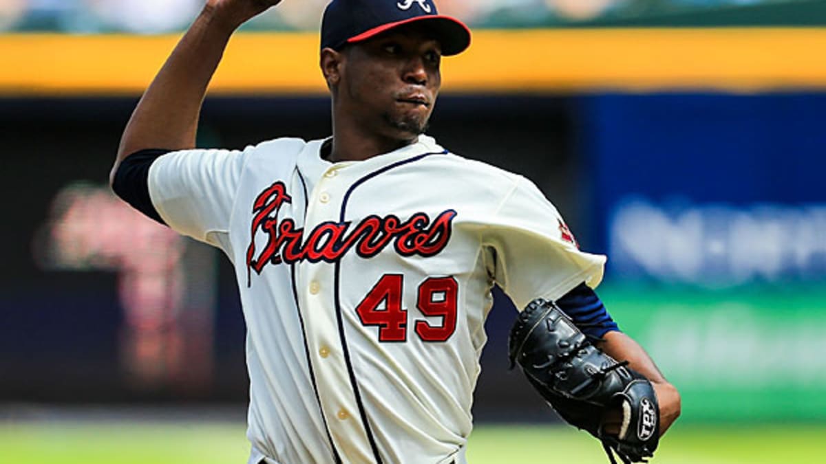 Should the Atlanta Braves keep or trade Julio Teheran?