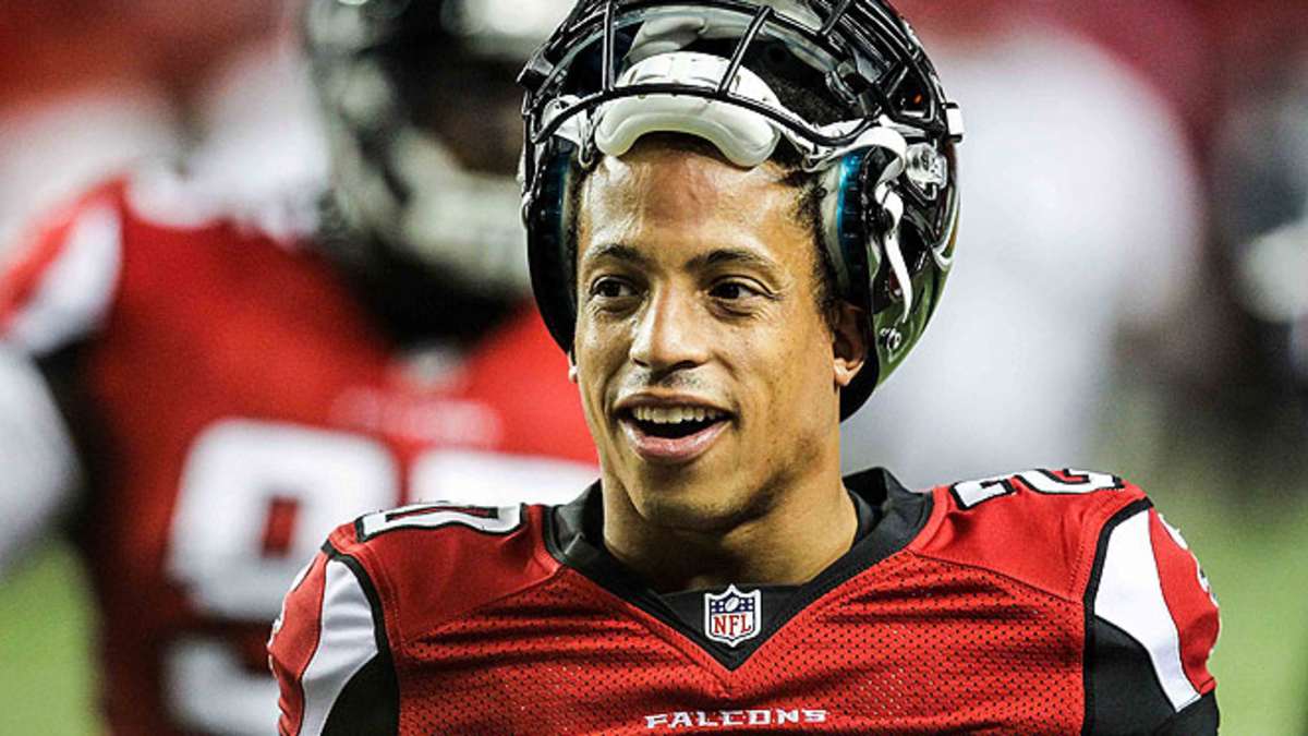 Injuries not helping: Dolphins' Brent Grimes hurts knee against