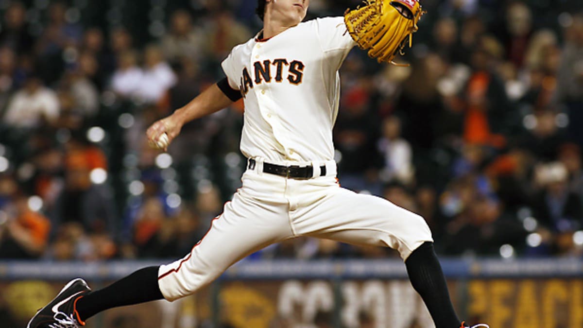 SF Giants on NBCS on X: Tim Lincecum once walked into a courtroom carrying  his Cy Young Awards in order to win an arbitration case 😂    / X