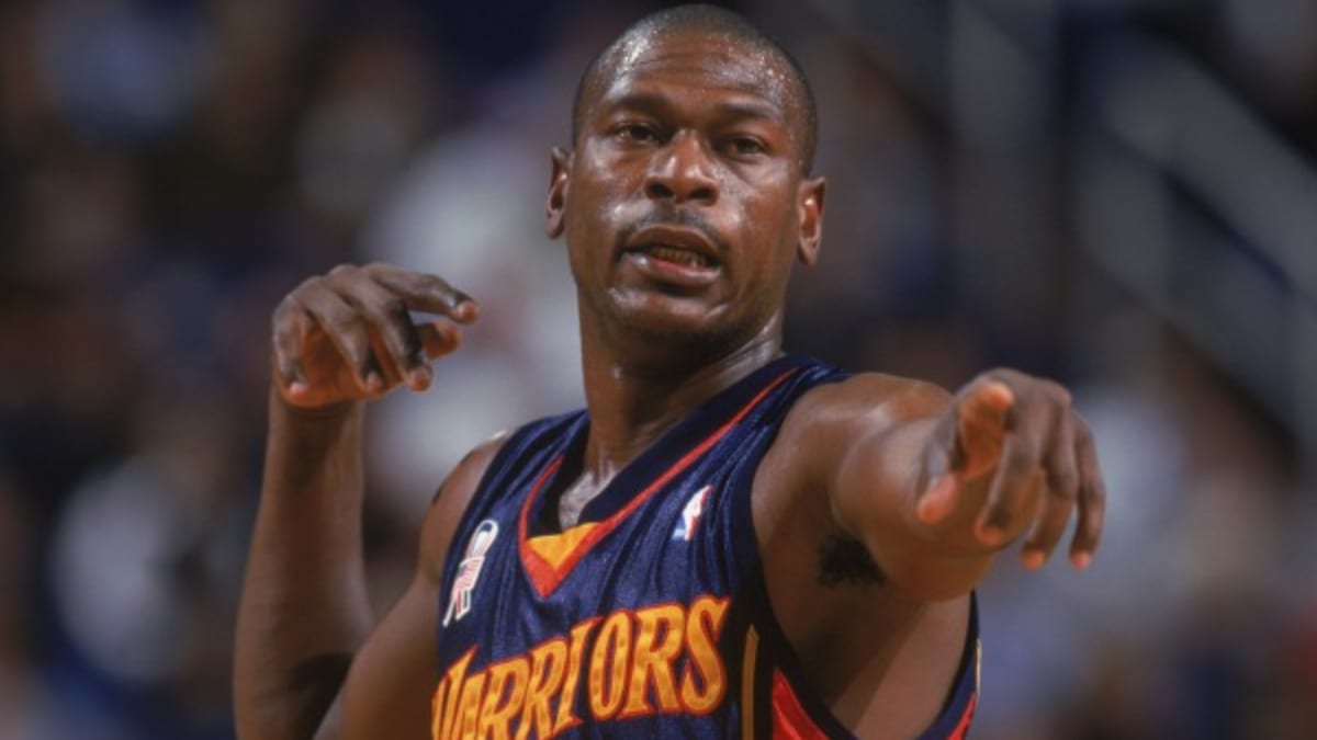 Mookie Blaylock on life support following car wreck