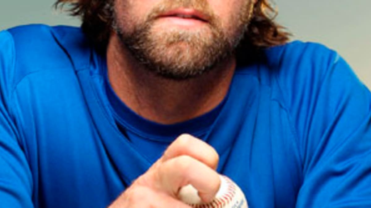 NY Mets pitcher R.A. Dickey Memoir Reveals Childhood Abuse