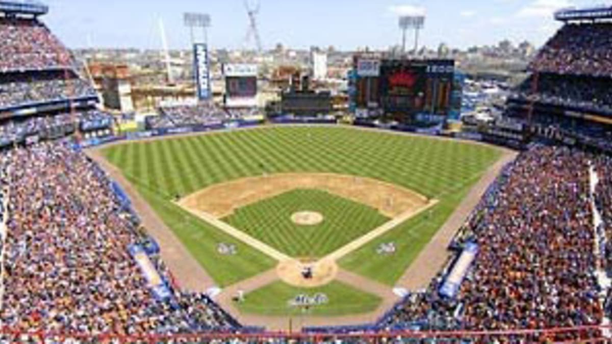 A Goodbye to Shea Stadium From the Cockpit - The New York Times