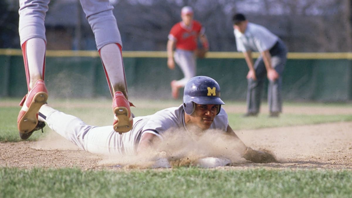 Classic Photos of Barry Larkin - Sports Illustrated