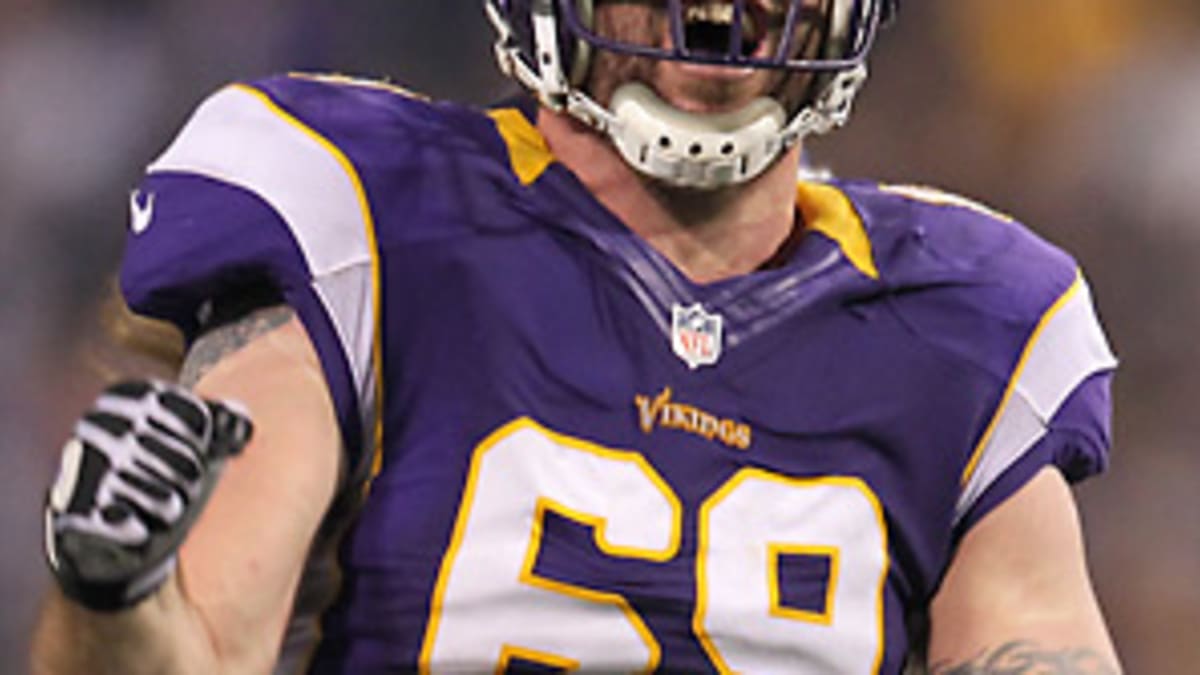 Minnesota Vikings' Jared Allen fined $21,000 for hit on Bears' Louis – Twin  Cities