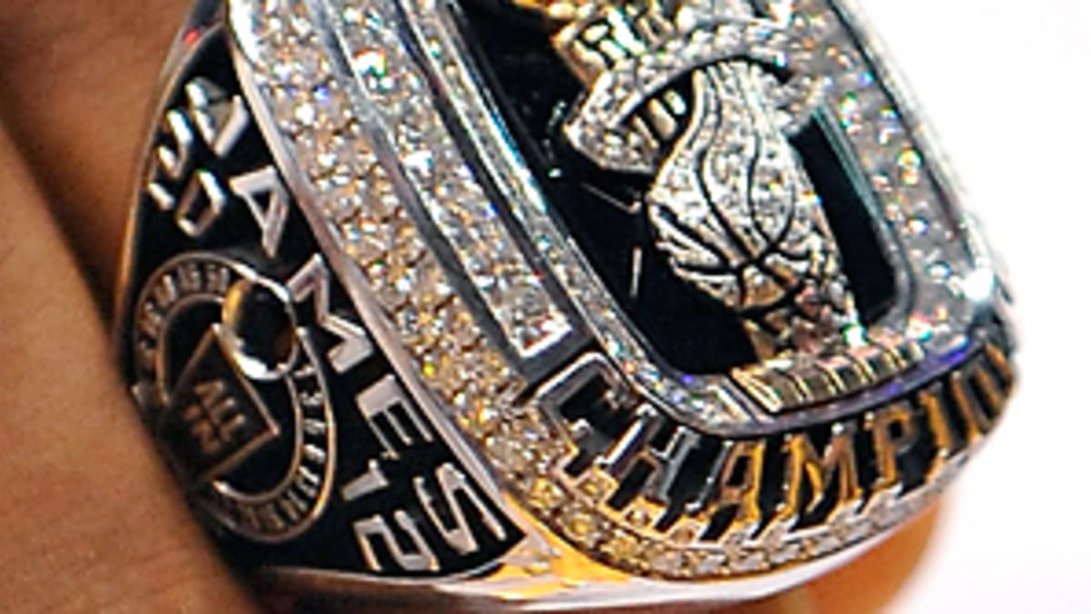 Super Bowl rings: A glitzy history of NFL championship bling