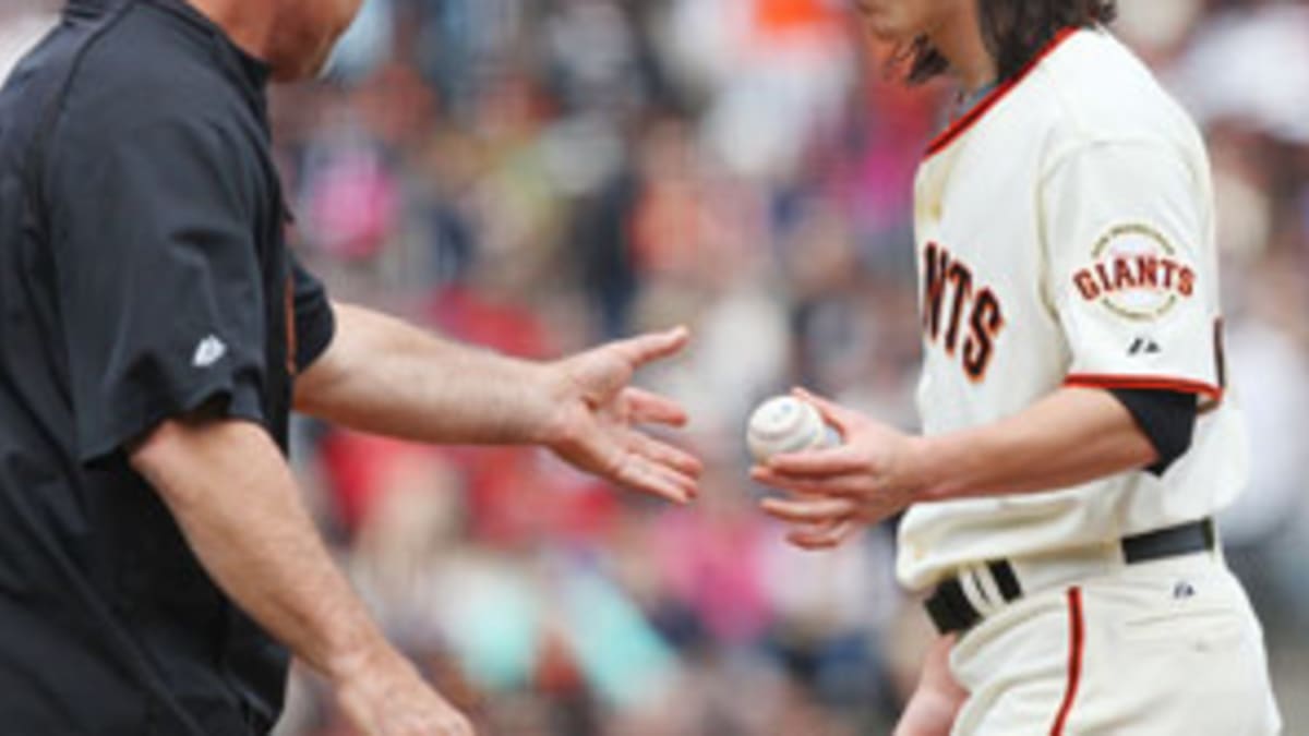 Diamondbacks 7, Giants 3: Tim Lincecum gets snakebit again by Paul