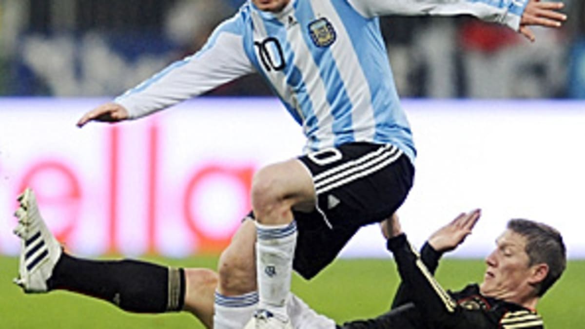 Amid Argentina's Drama, Lionel Messi's Brilliance Emerges - The New York  Times