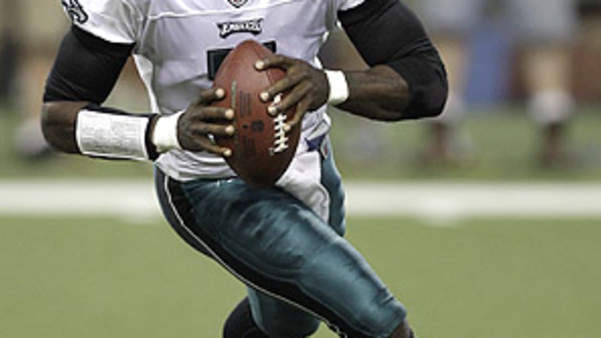 Maclin says Vick getting most of the work with the ones - NBC Sports