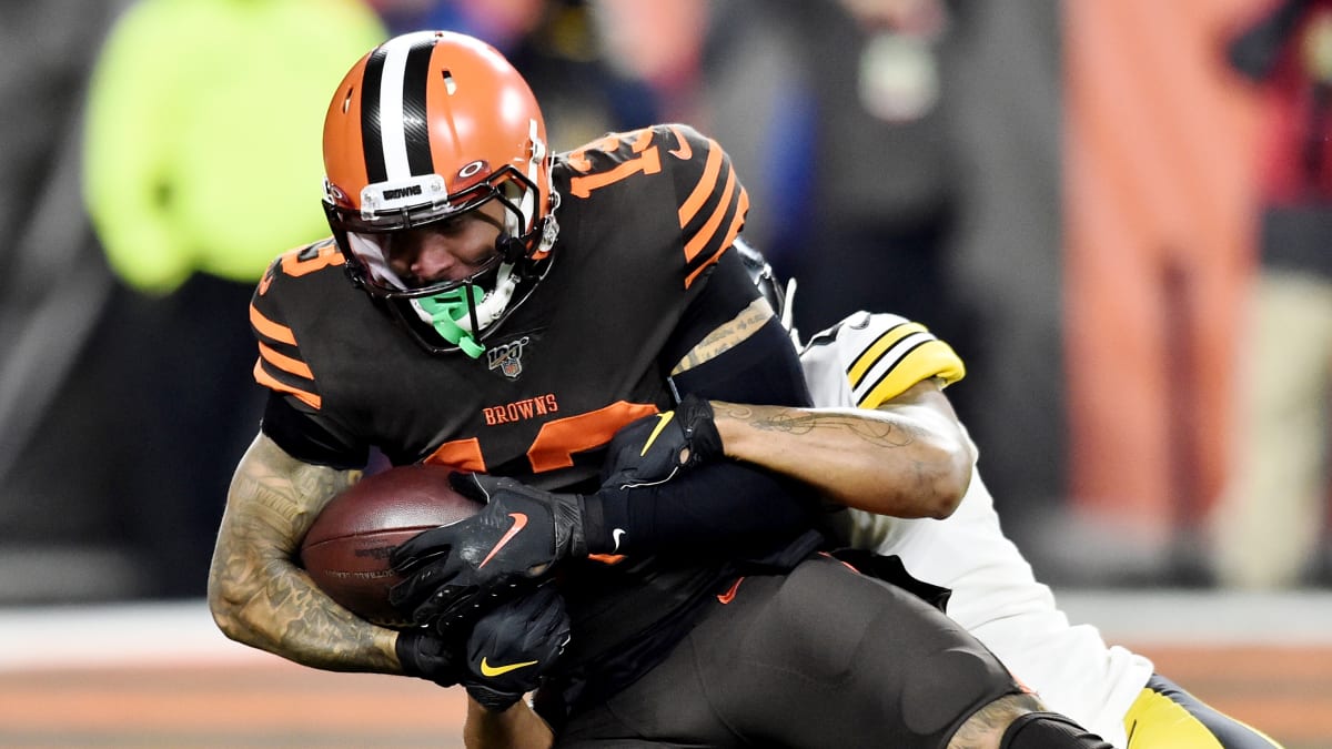 Current and former Buffalo Bills react to Myles Garrett helmet swing, Browns/Steelers  brawl 