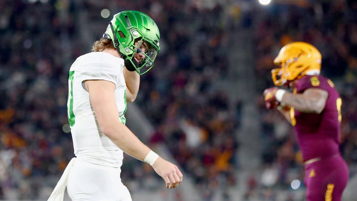 Justin Herbert: 2019 NFL Draft Scouting Report - Sports Illustrated