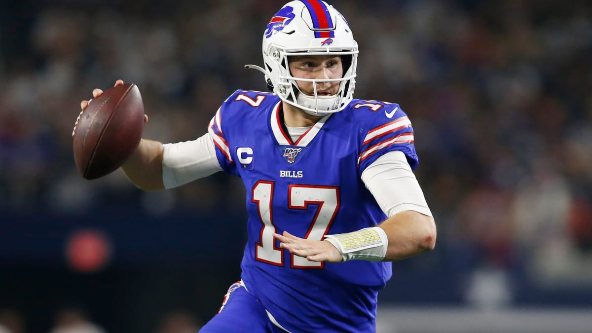 WATCH: Buffalo Bills' Tre'Davious White eats Josh Allen's turkey leg