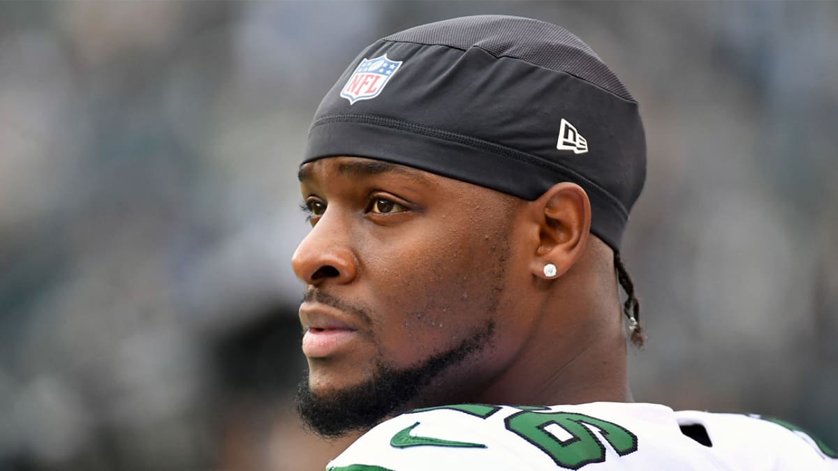 Report: Le'Veon Bell went bowling Saturday before missing Jets