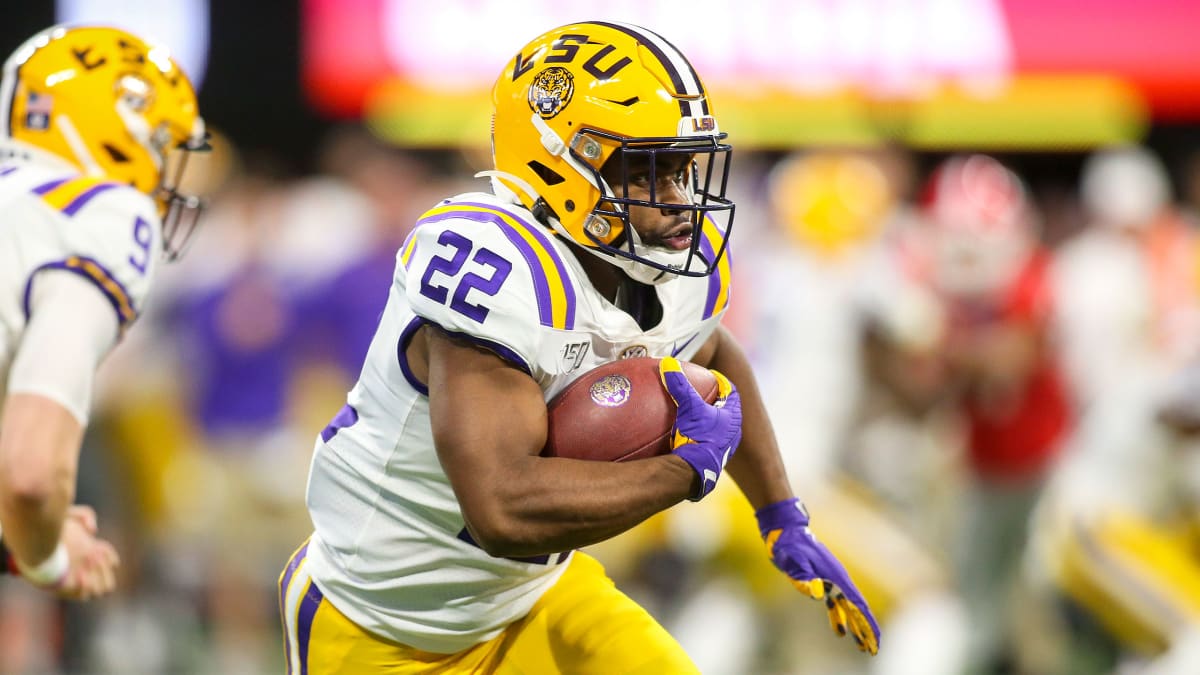 LSU's Clyde Edwards-Helaire practices without limitations