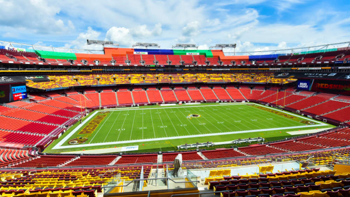 A feel for FedEx Field: Washington Football Team practices inside stadium