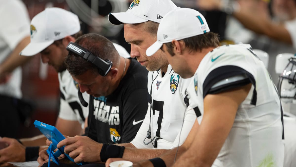 Halfway through the season, Jaguars signal start of the end