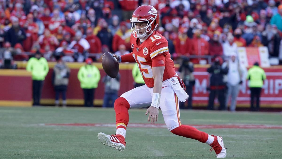 Mahomes, Chiefs top pesky Titans