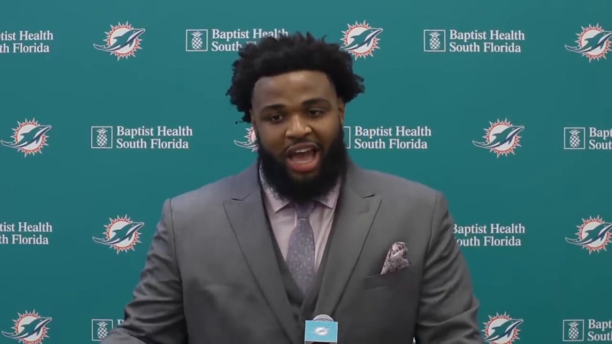 Why has Christian Wilkins' negotiation with Dolphins reach snarl-up stage?