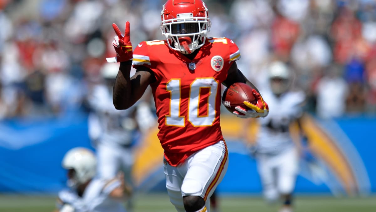 Kansas City Chiefs wide receiver Tyreek Hill (10) does a backflip after  scoring a touchdown against the Cincinnati Bengals during an NFL football  game in Kansas City, Mo., Sunday, Oct. 21, 2018. (