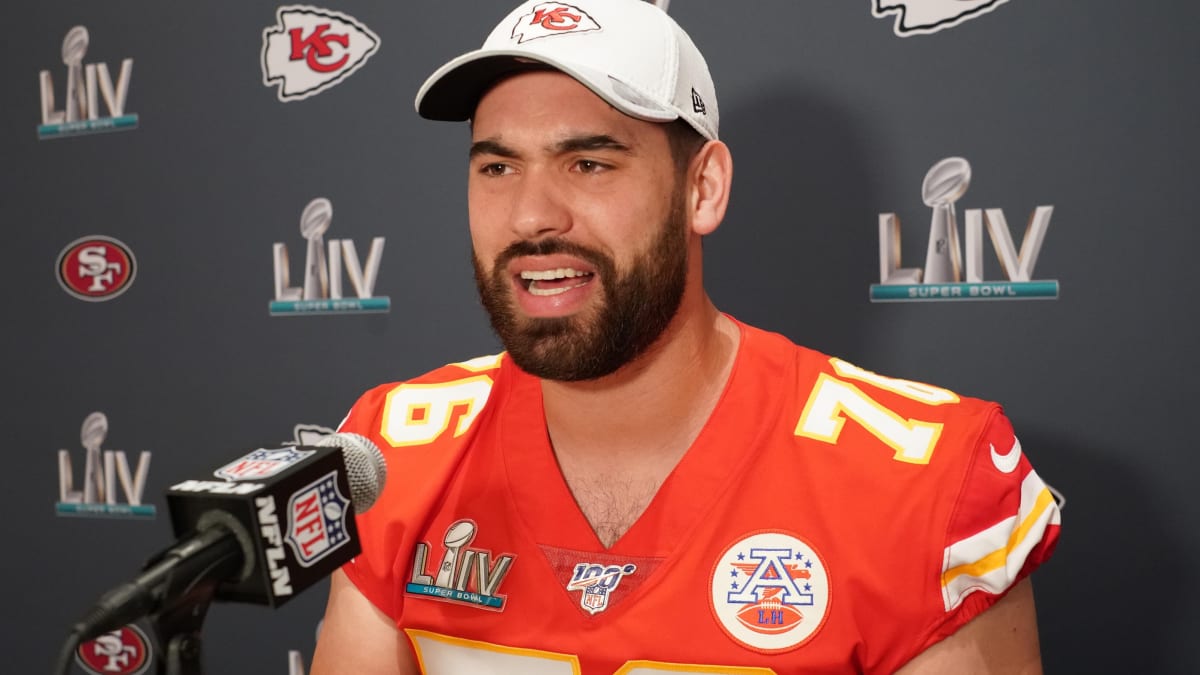 Laurent Duvernay-Tardif, Chiefs Agree to 5-Year Contract Extension