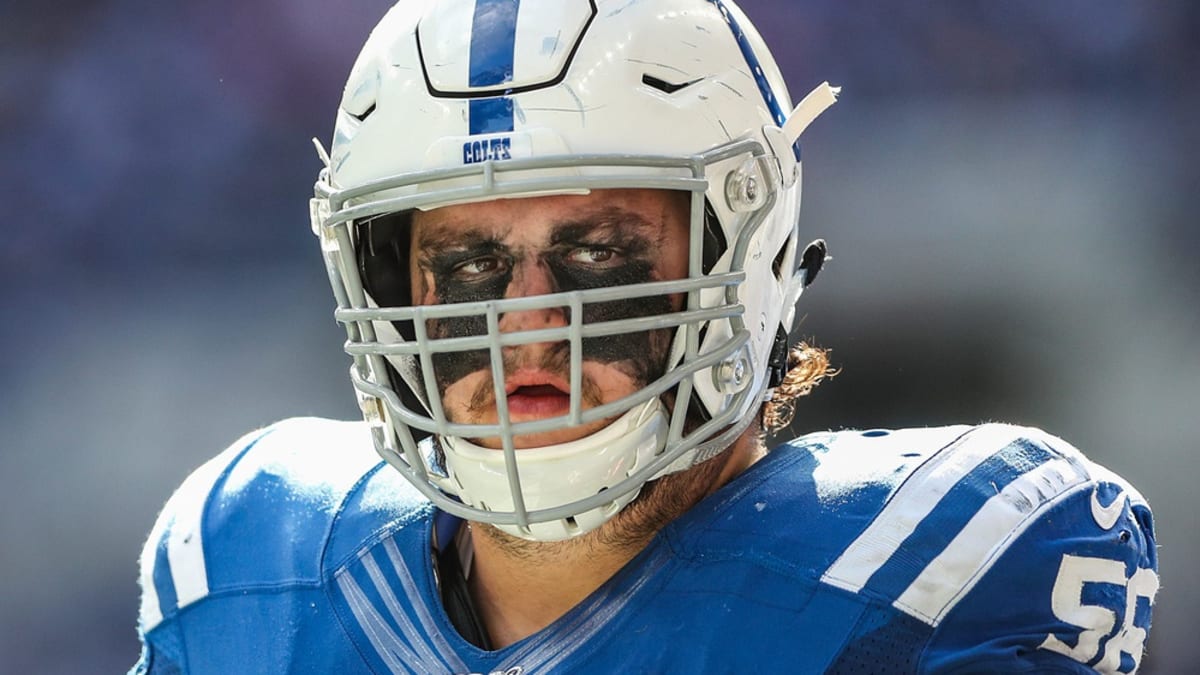 PFF implores Indianapolis Colts to sign veteran guard