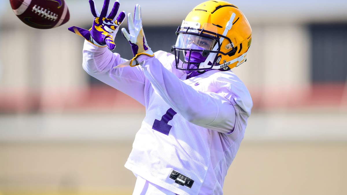 Report: LSU Football Receiver Ja'Marr Chase to Opt Out of 2020 Season,  Declare for 2021 Draft - Sports Illustrated LSU Tigers News, Analysis and  More.