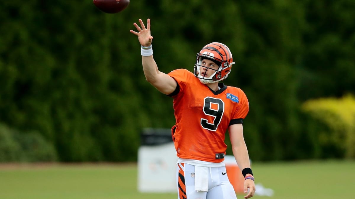 After stumbling start, Burrow shows his cool during sound performance in  Bengals scrimmage