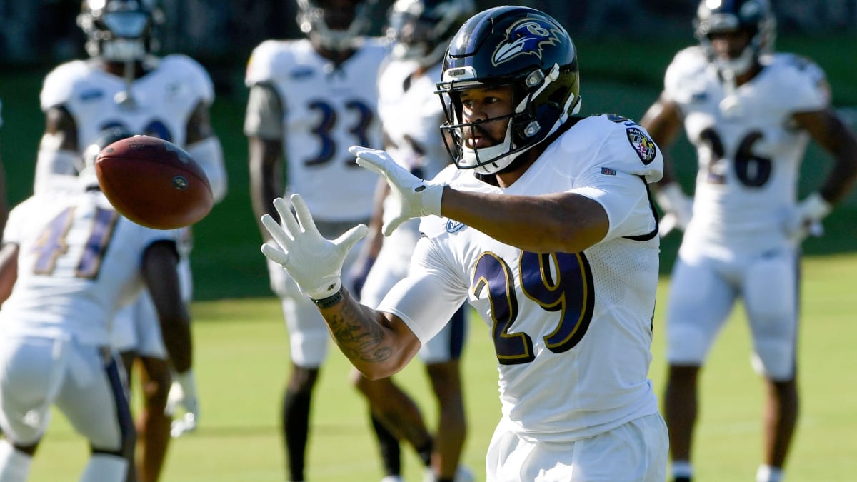 Report: Earl Thomas' future with Ravens in question after camp fight