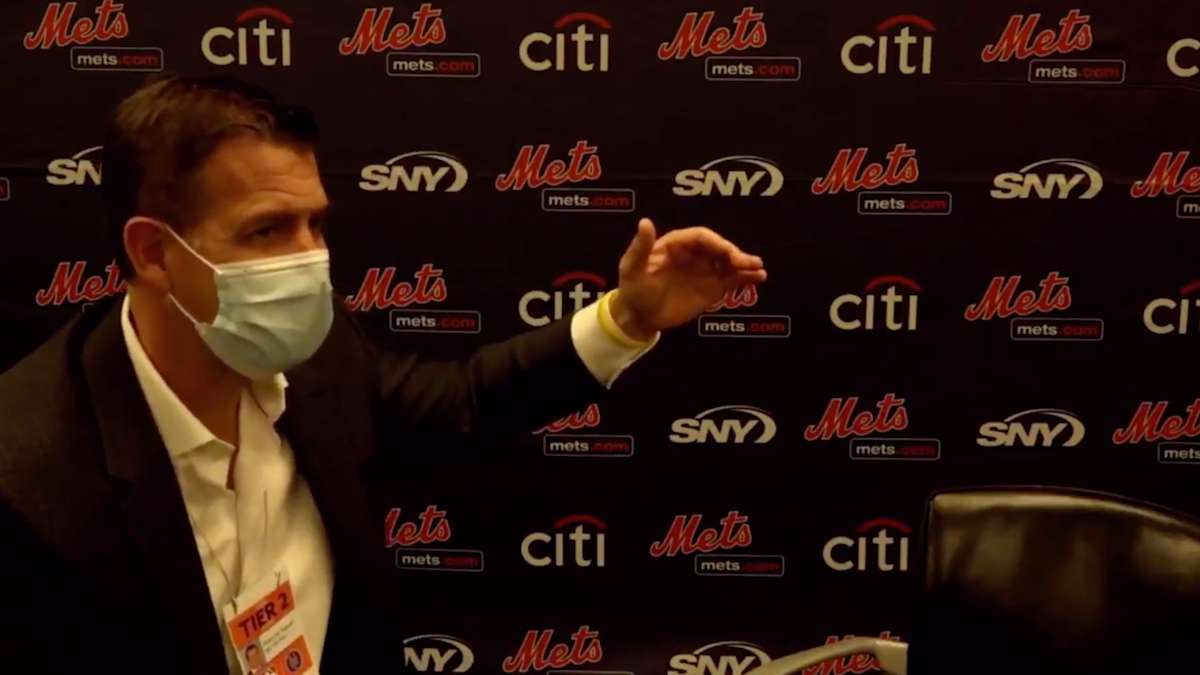 Mets fans treat beleaguered Brodie Van Wagenen like a hero