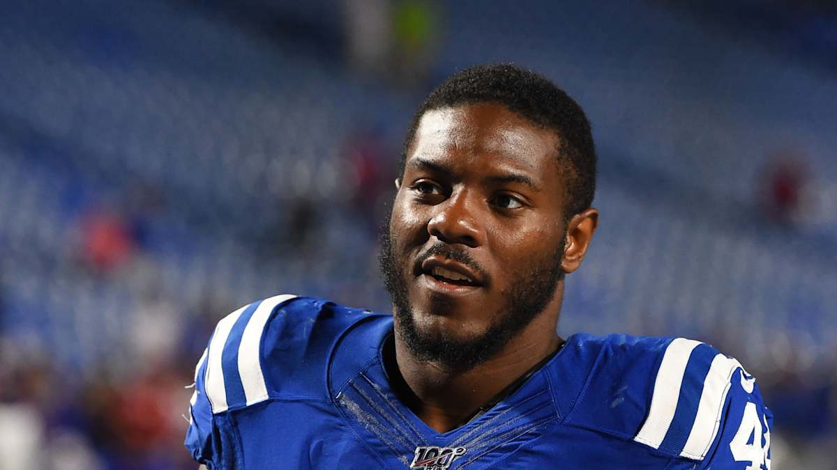 Former Syracuse Football Star Zaire Franklin Leading Colts Charge on  Community Impact - Sports Illustrated Syracuse Orange News, Analysis and  More