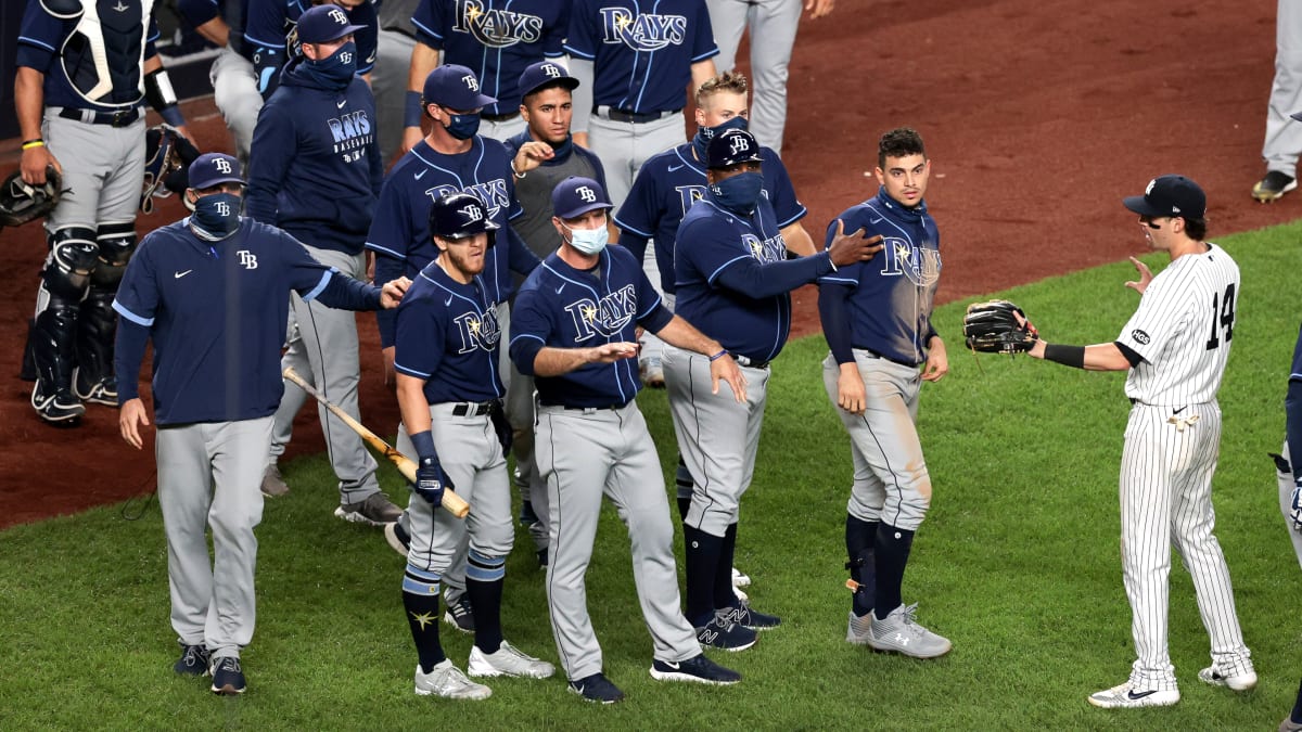 Yankees beat Rays, benches empty after Chapman's brush back