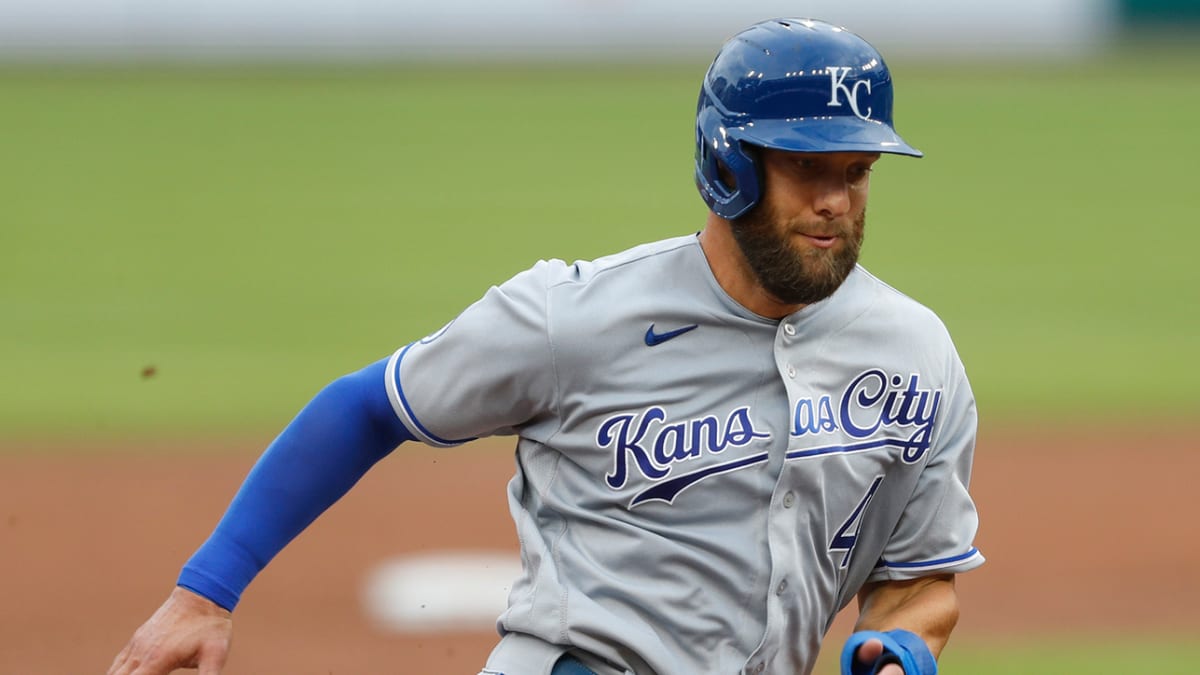 MLB Rumors: Alex Gordon resigns with Royals - Sports Illustrated