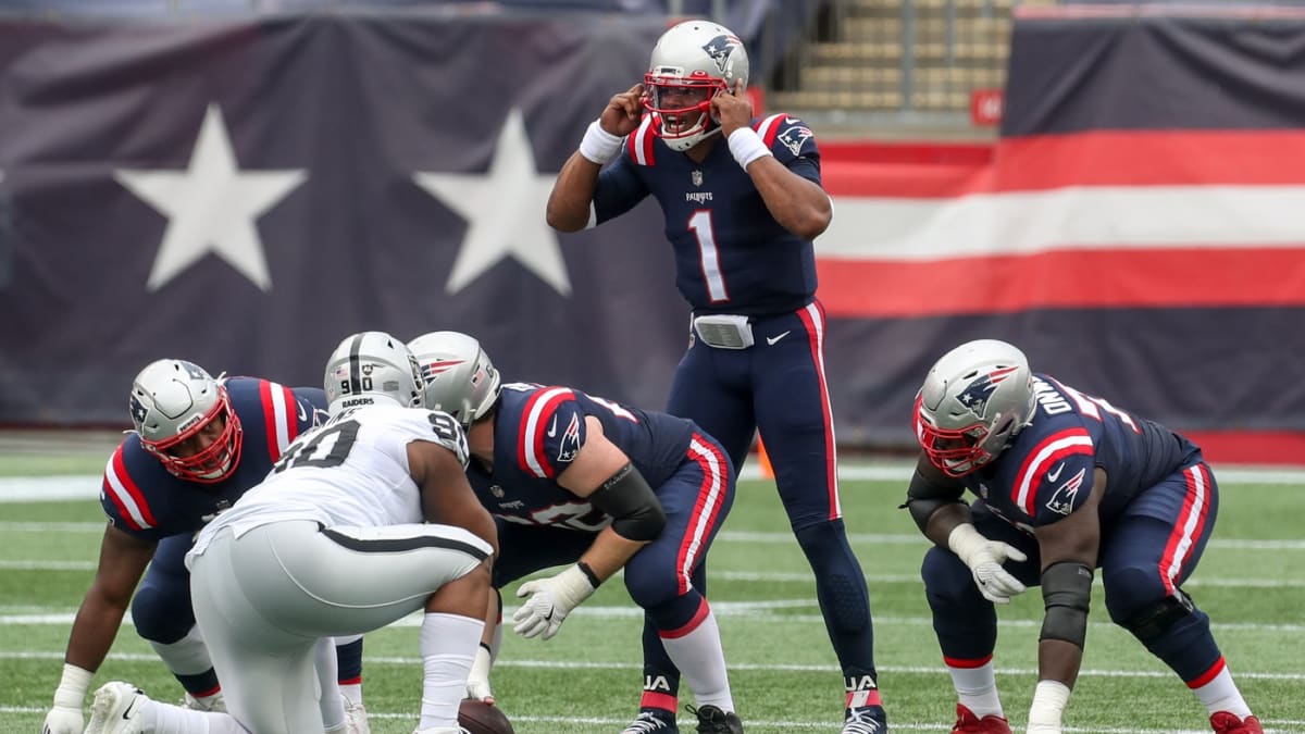 Michael Onwenu Earns Highest PFF Marks To Begin Career Since 2006 - Sports  Illustrated New England Patriots News, Analysis and More