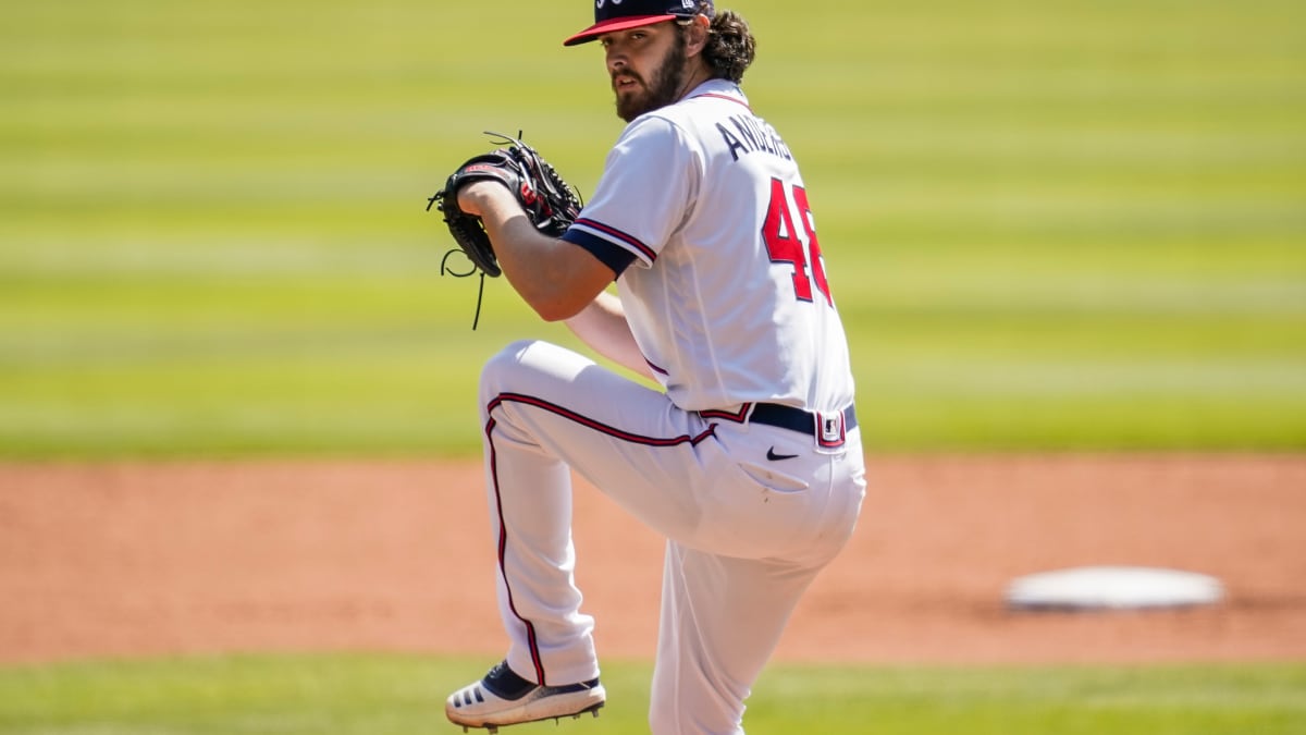 Braves starter Ian Anderson — old soul, gamer, identical twin