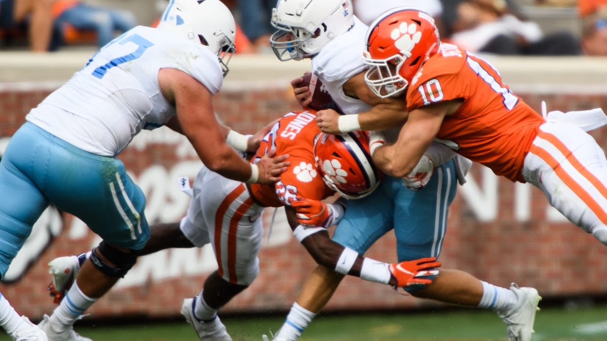 Clemson LB Baylon Spector Says Team Excited For Miami Hurricanes - Sports  Illustrated Clemson Tigers News, Analysis and More