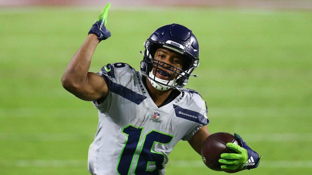 Seahawks save $5.69 million by tweaking WR Tyler Lockett's contract