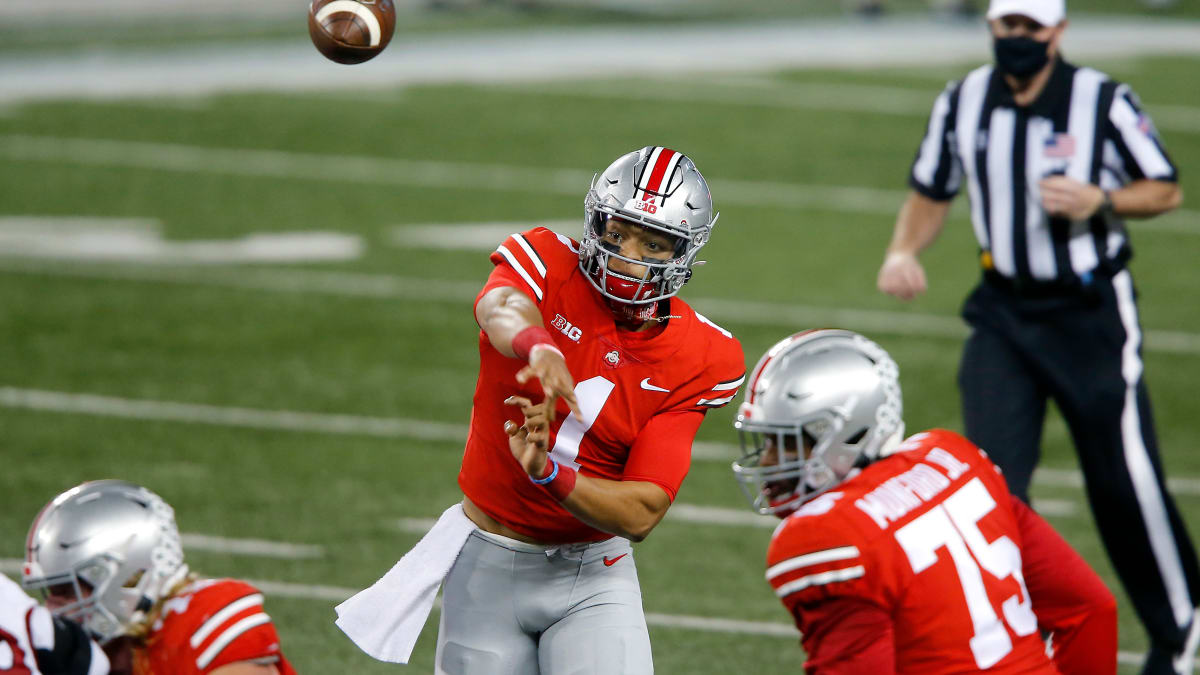 Justin Fields Throws 50th Career Touchdown at Ohio State - Sports  Illustrated Ohio State Buckeyes News, Analysis and More