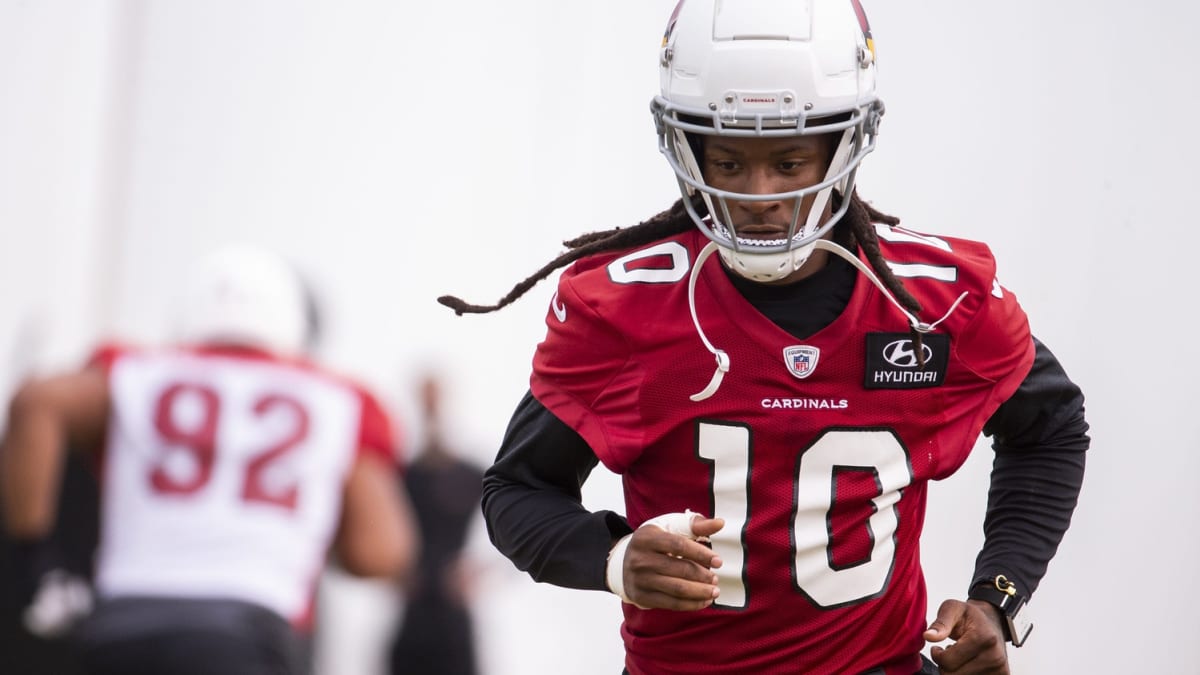 Cardinals reinstate WR DeAndre Hopkins, cut K Matt Ammendola