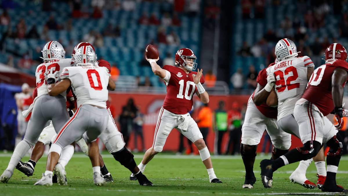 Where will Alabama football QB Mac Jones land in the NFL Draft? - Roll  'Bama Roll