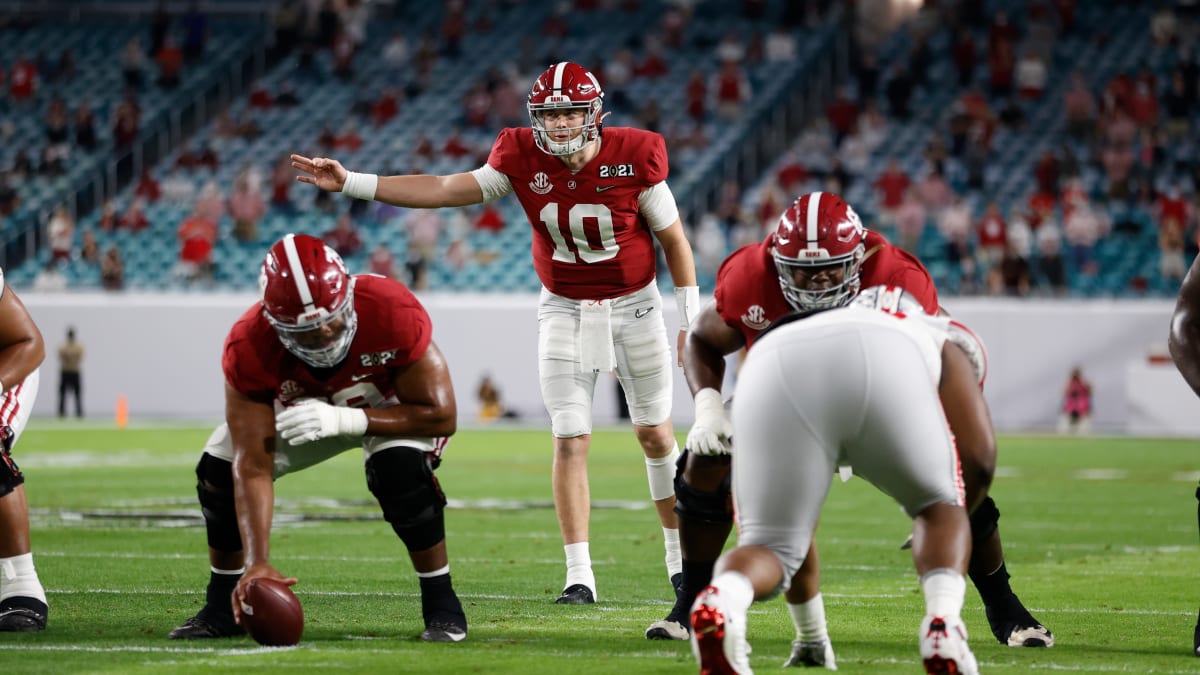 Watch Ohio State linebacker Baron Browning's strip-sack of Alabama's Mac  Jones in the national championship 