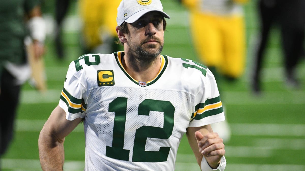 Green Bay Packers on X: Aaron Rodgers joins exclusive company as a  three-time NFL MVP. 