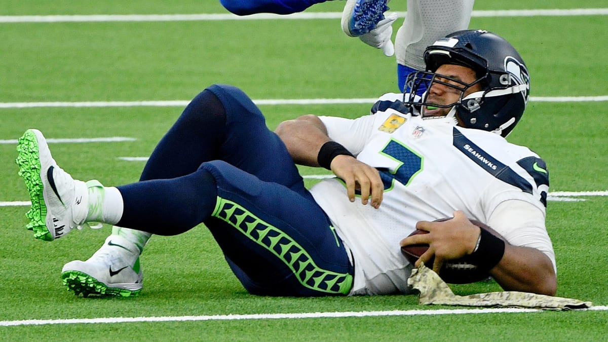 Russell Wilson: Does Seahawks QB actually struggle in cold weather? -  Sports Illustrated Seattle Seahawks News, Analysis and More