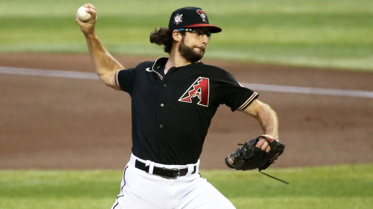 Arizona Diamondbacks' Zac Gallen hits bird, channels Randy Johnson