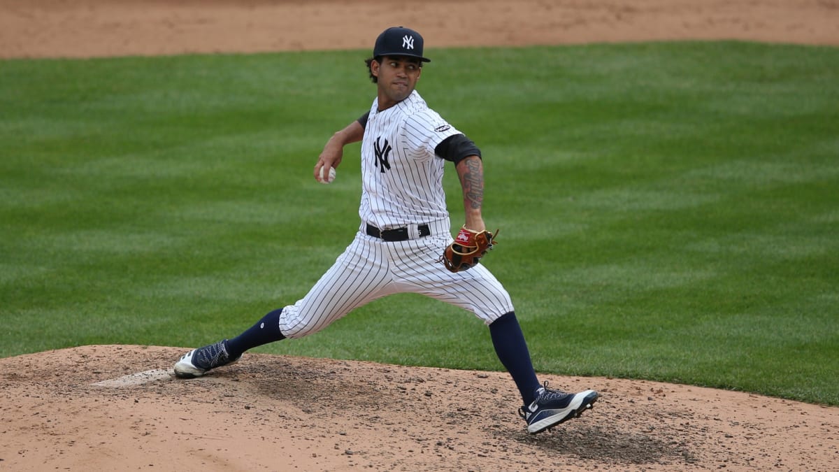 New York Yankees Deivi Garcia has chance to win starting rotation spot -  Sports Illustrated NY Yankees News, Analysis and More