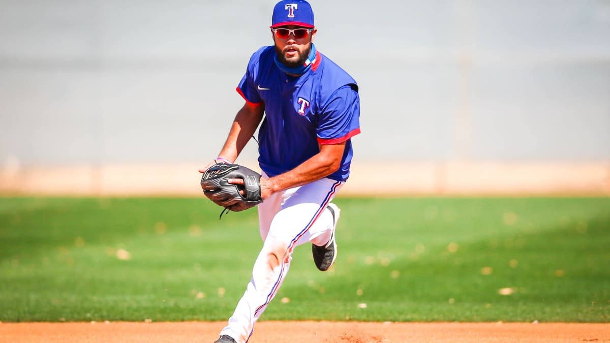 Jun 27, 2018: Texas Rangers catcher Isiah Kiner-Falefa #9 during