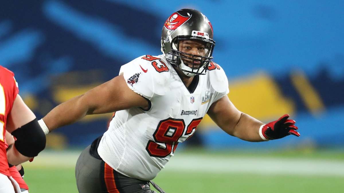 Agent Ndamukong Suh Has Special Privileges -  - Tampa Bay  Bucs Blog, Buccaneers News