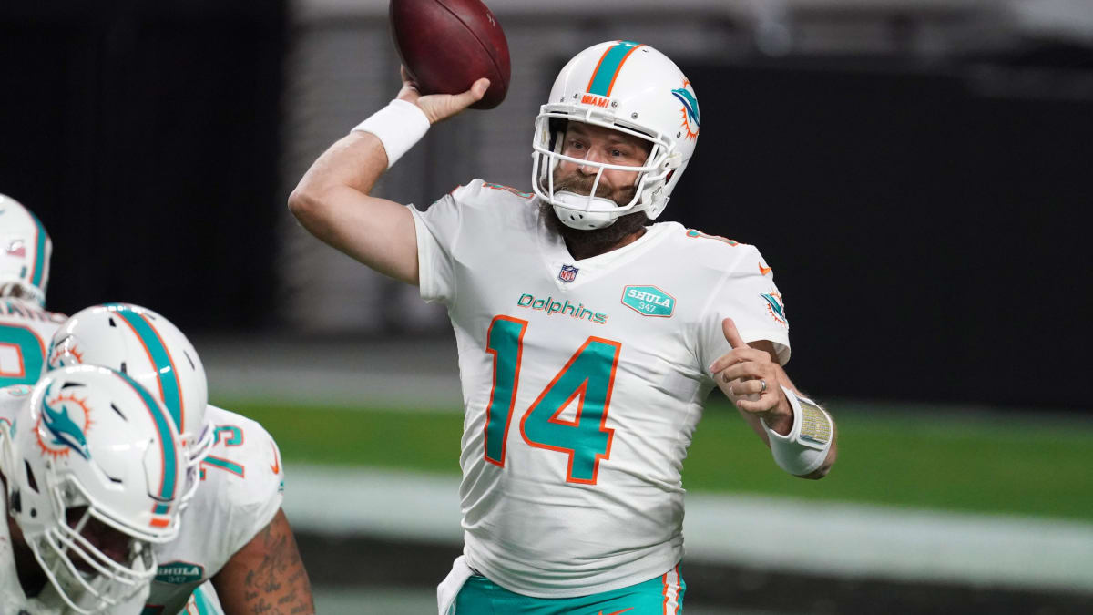 Quarterback Ryan Fitzpatrick agrees to sign with Washington