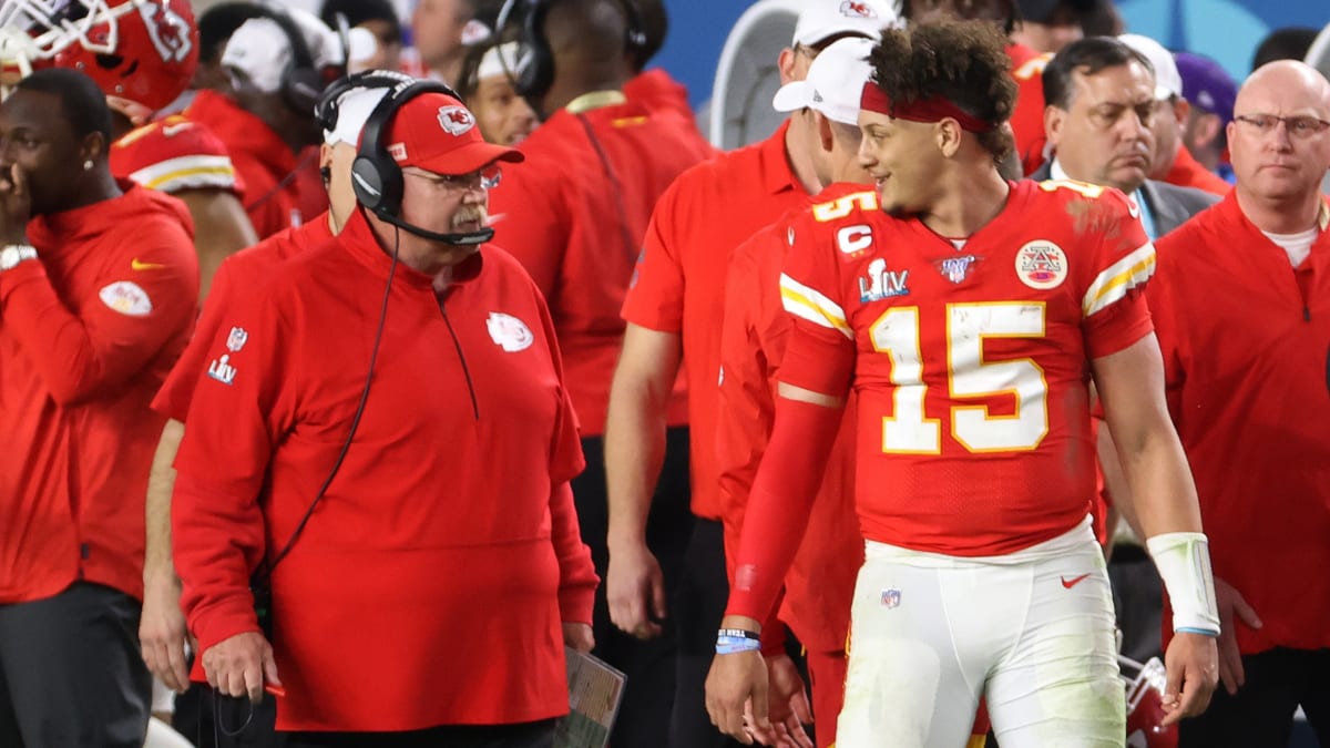 Patrick Mahomes Drops F-Bomb During Pro Bowl, Realizes He's Mic'd Up 